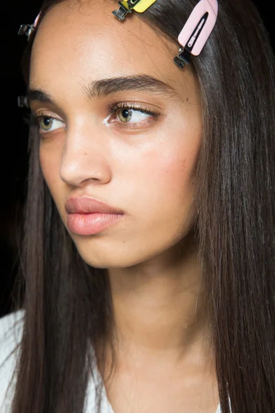 Look 18